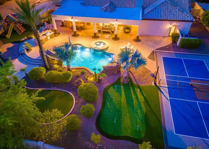 Holiday home Millionminiresortwaterslidepickleballgolfspa *