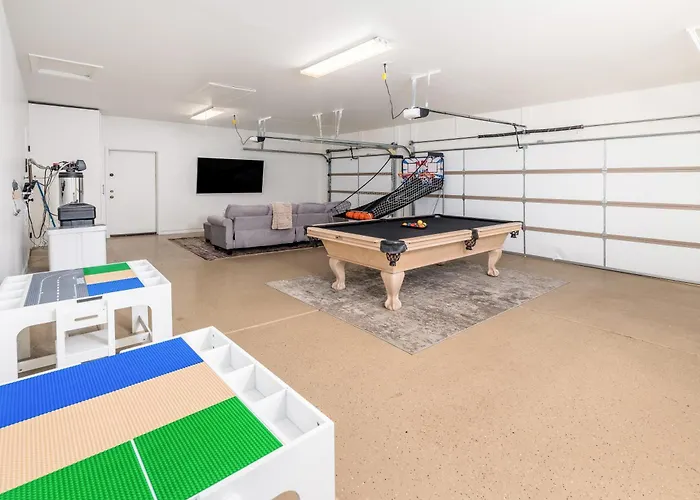Holiday home Millionminiresortwaterslidepickleballgolfspa